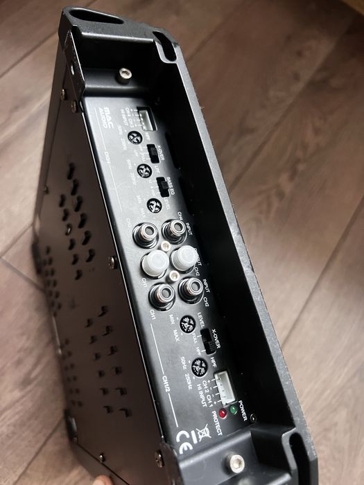 Amplificator MacAudio 800w