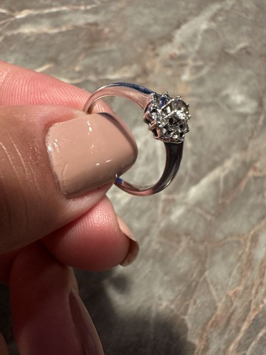 Inel din aur de 18K si diamante naturale