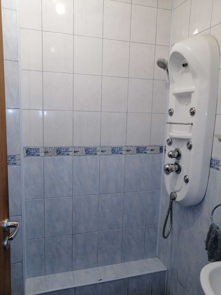 Дава се под наем Двустаен апартамент в Пловдив, Център - 65 кв.м за 306 € - Снимка #1