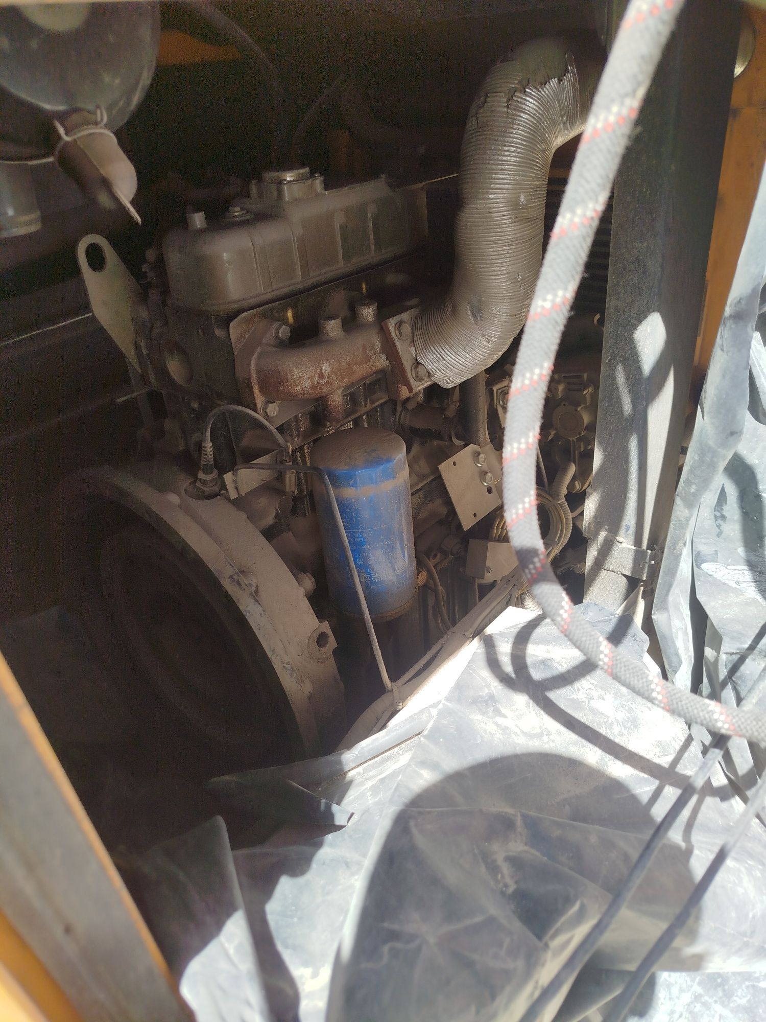 Срочно Сотилади Kipor KDE 40 ST3  generator mator ozi qolgan yengidey