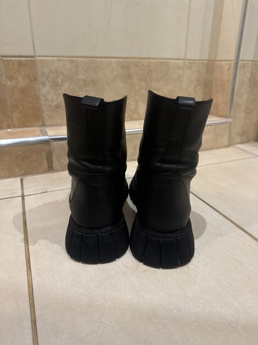 Дамски боти от естествена кожа