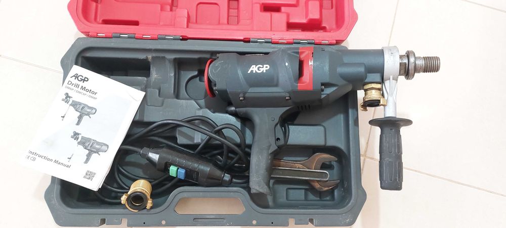 Masina de carotat AGP