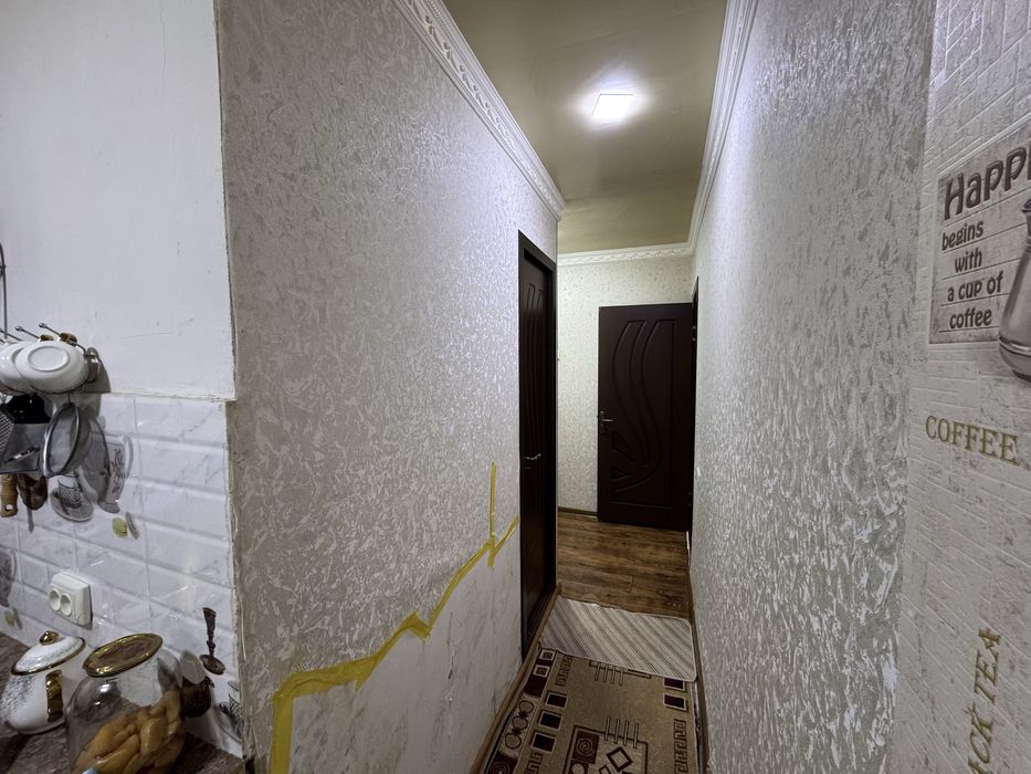 Чирчик 2-микрорайон 2 хона 53кв.м сотилади