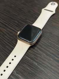 Продам Apple Watch SE 40мм.