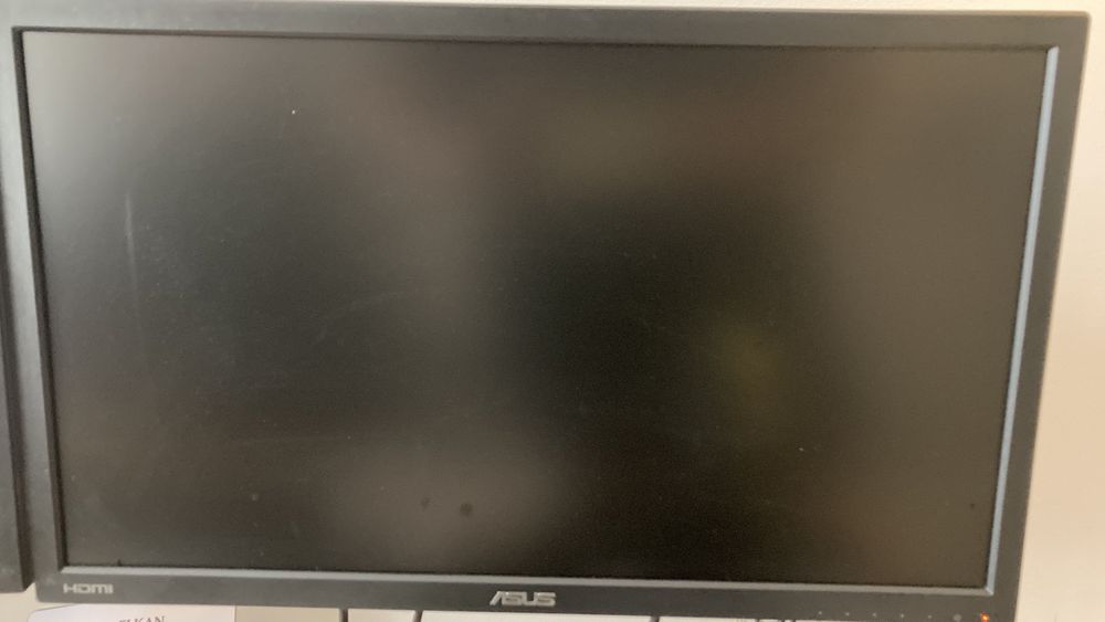 Monitor 21.5" Asus FullHD VGA HDMI