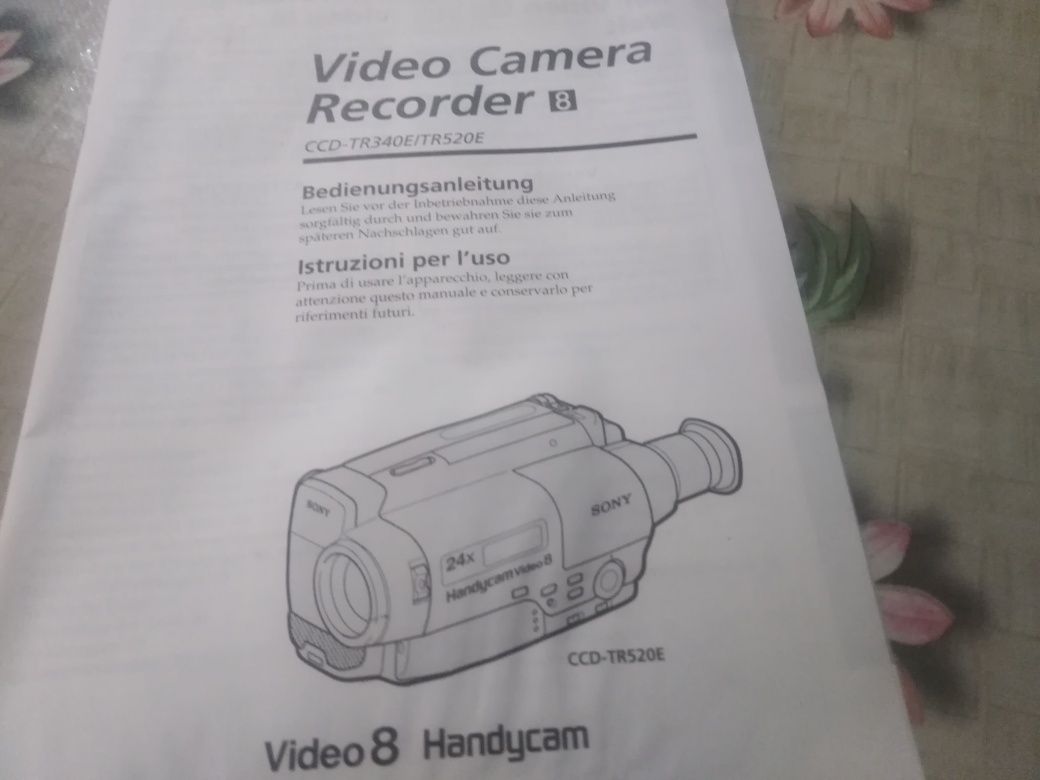 Продаю видео камеру Sony Handycam Video 8