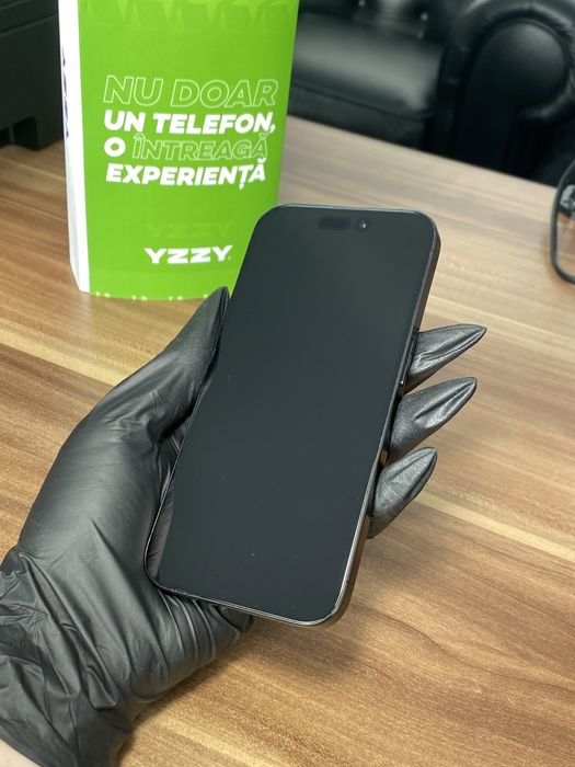 iPhone 15 Pro • 128 GB • Black Titanium