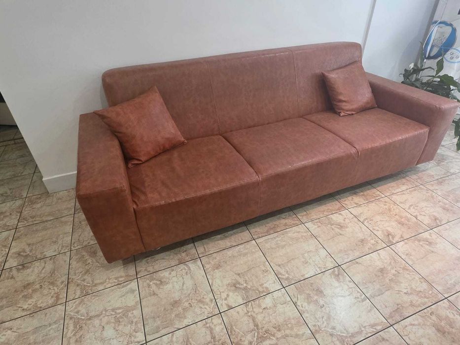 vand canapele fixe 2 si 3 locuri