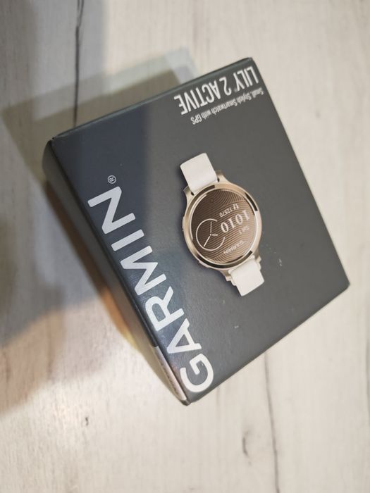 Чисто нов Garmin Lily 2 Active Гаранция.