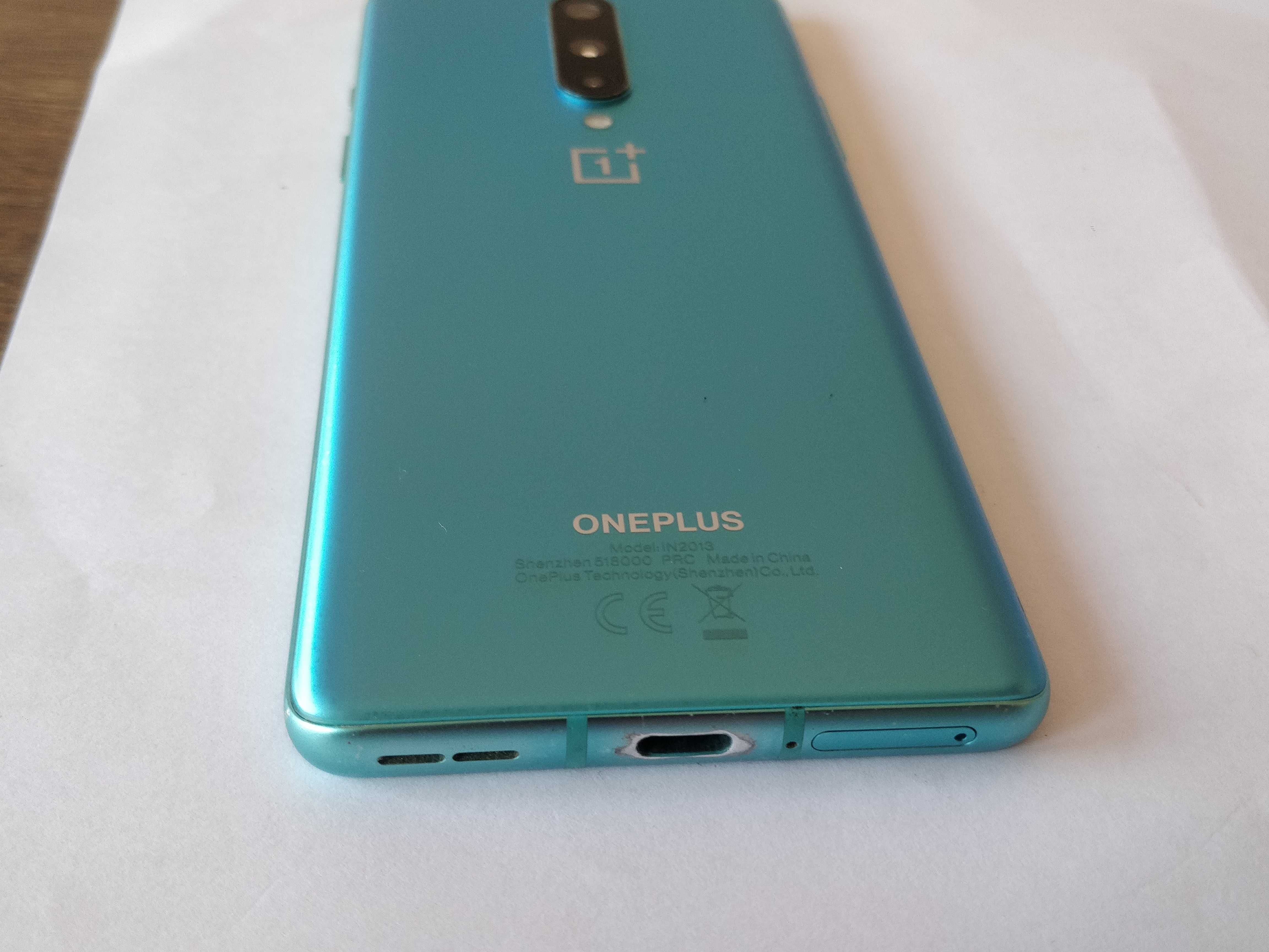 OnePlus 8 256GB/12GB(+12GB) перфектен екран, отлично състояние; кутия