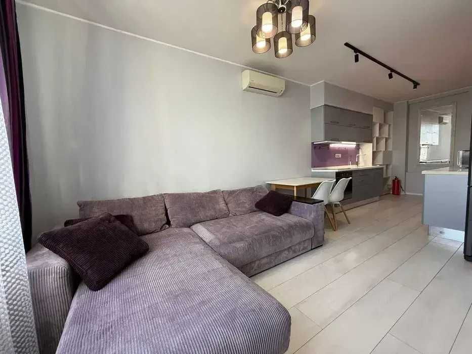 Двустаен имот в кв.Надежда 2