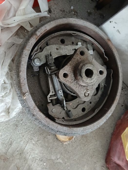 Дачия комби барабани