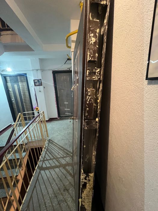 Ușă metalică apartament