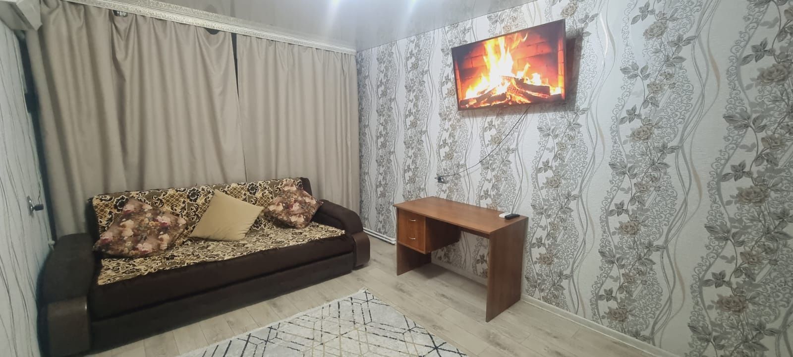 Сдам 2-х ком.кв.  рядом с универом Байшева
