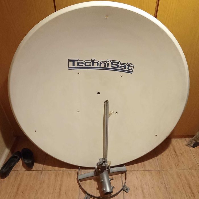 Сателитна чиния TECHNISAT 120cm