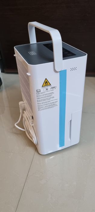 Dezumidificator Black and Decker