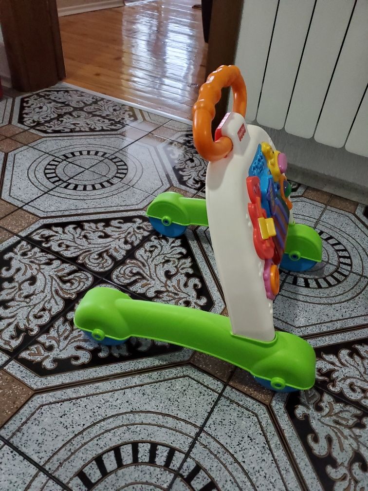 Детска проходилка/играчка Fisher price