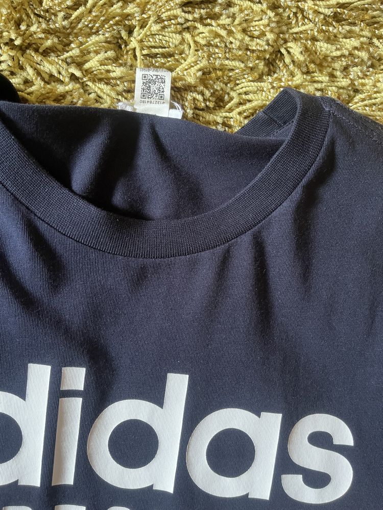 Adidas тениска размер М