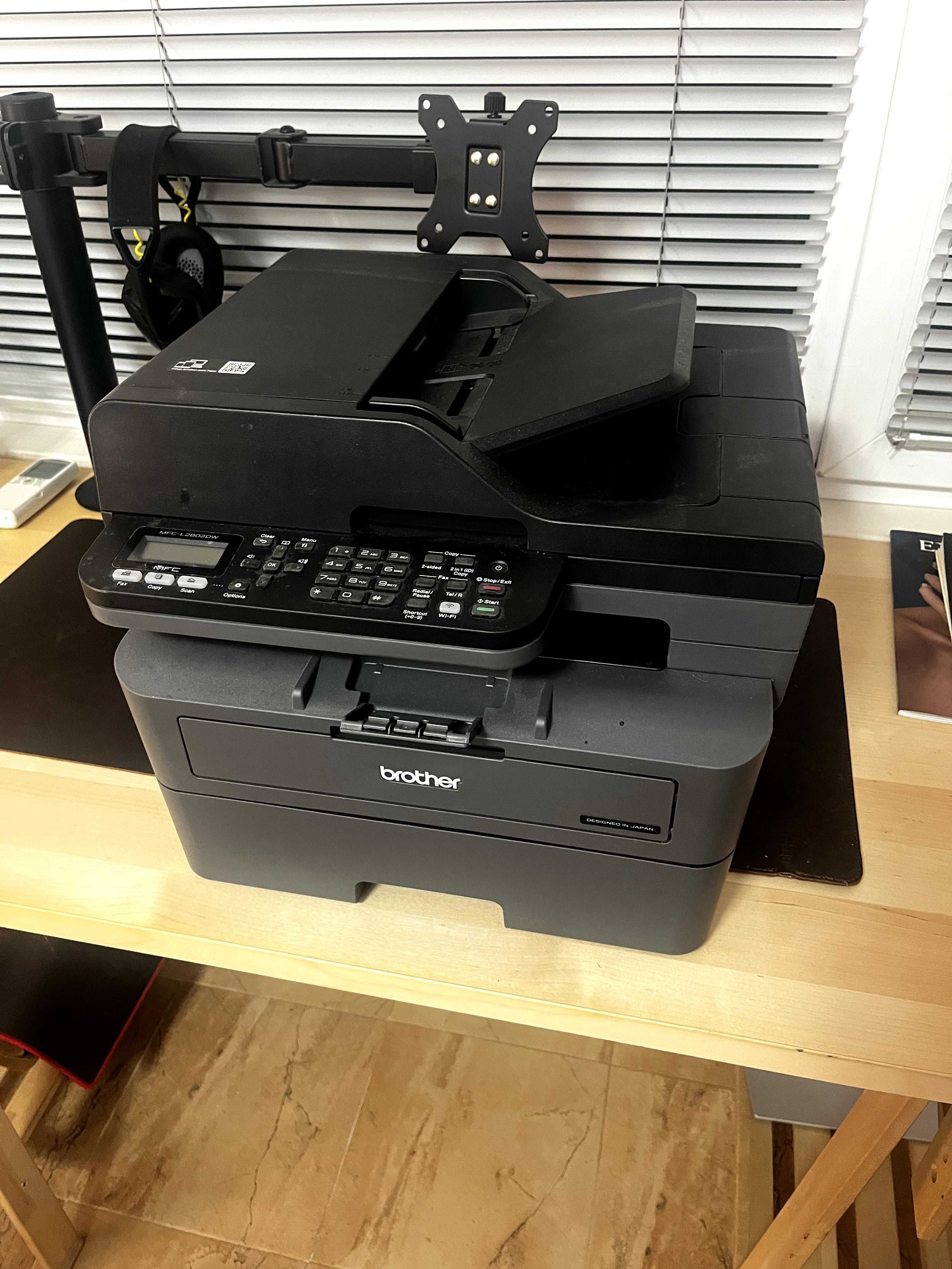 Многофункционален принтер Brother MFC-L28020W – като нов, гаранционен