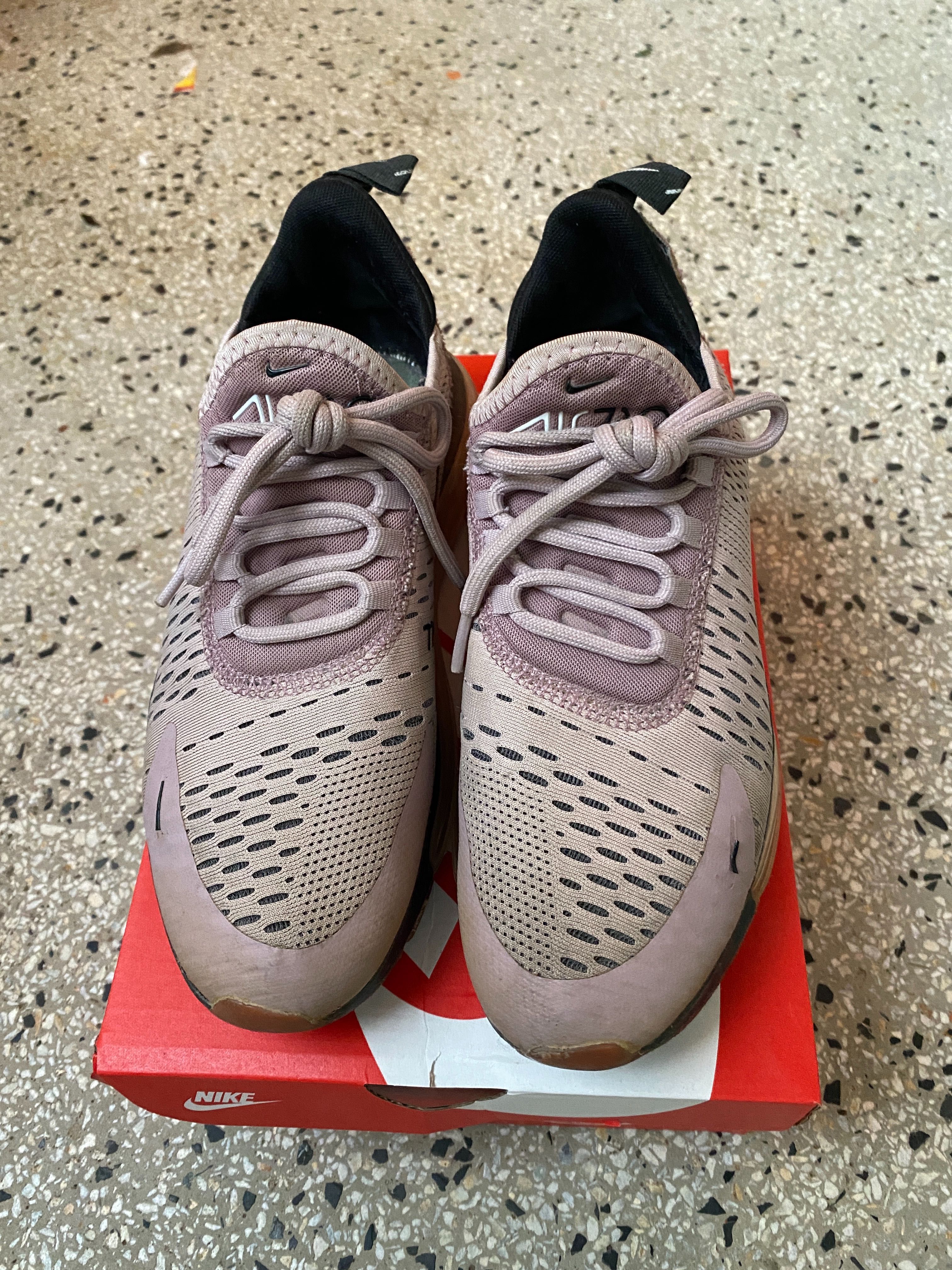 Nike обувки по 50 лв.