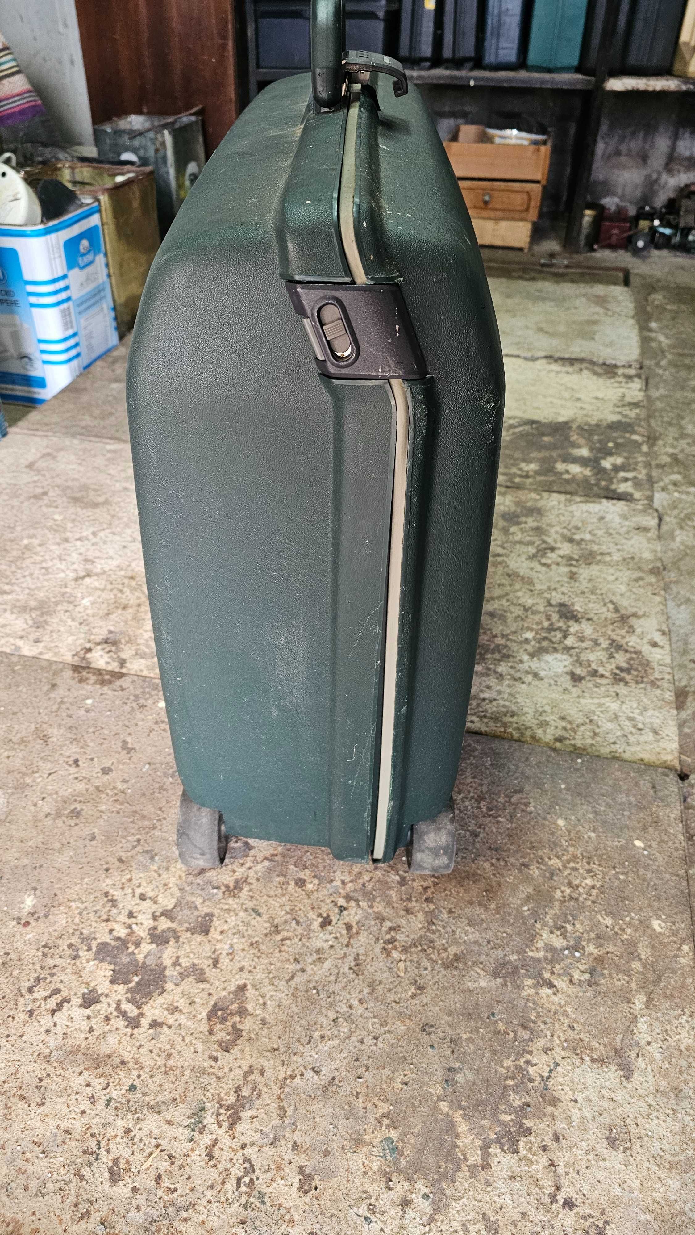 Винтидж куфар Samsonite + сак за костюм