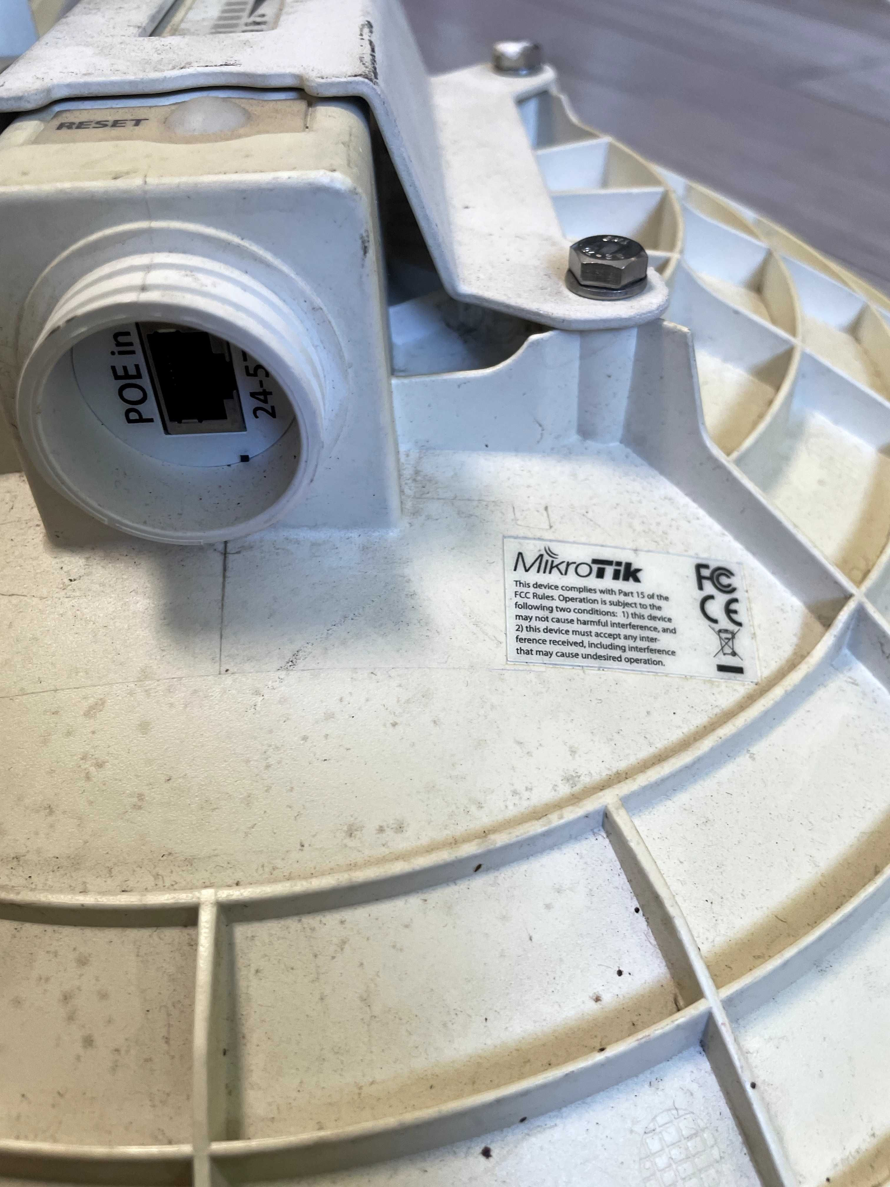 4 MikroTik антени използвани