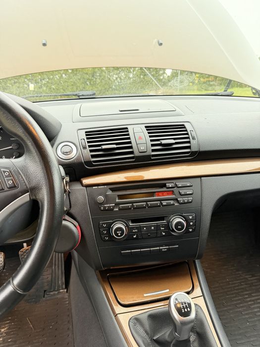 Se vinde bmw seria 1 116i