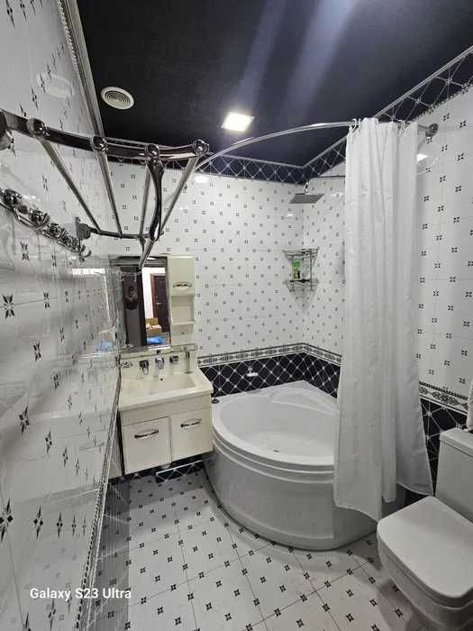 Продается 3х комнатная квартира, Район Сергели 7, метро 3 я рядом