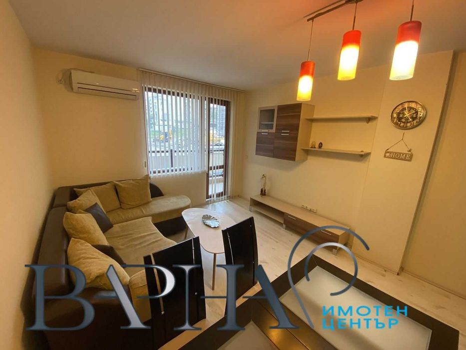 Дава се под наем Двустаен апартамент в Варна, Център - 60 кв.м за 408 € - Снимка #3