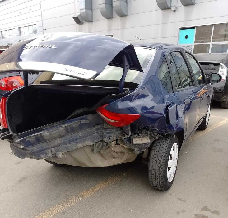 Servicii Profesionale de Tinichigerie Vopsitorie Mecanica AUTO