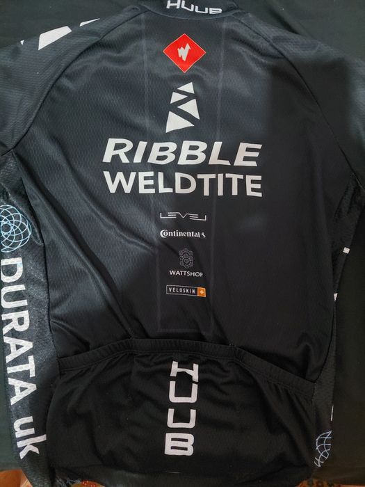 Велосипедная футболка