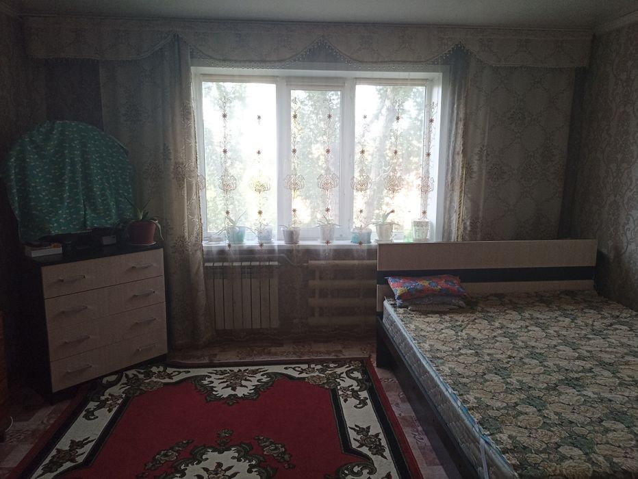 Продам 1.5 ком . квартиру