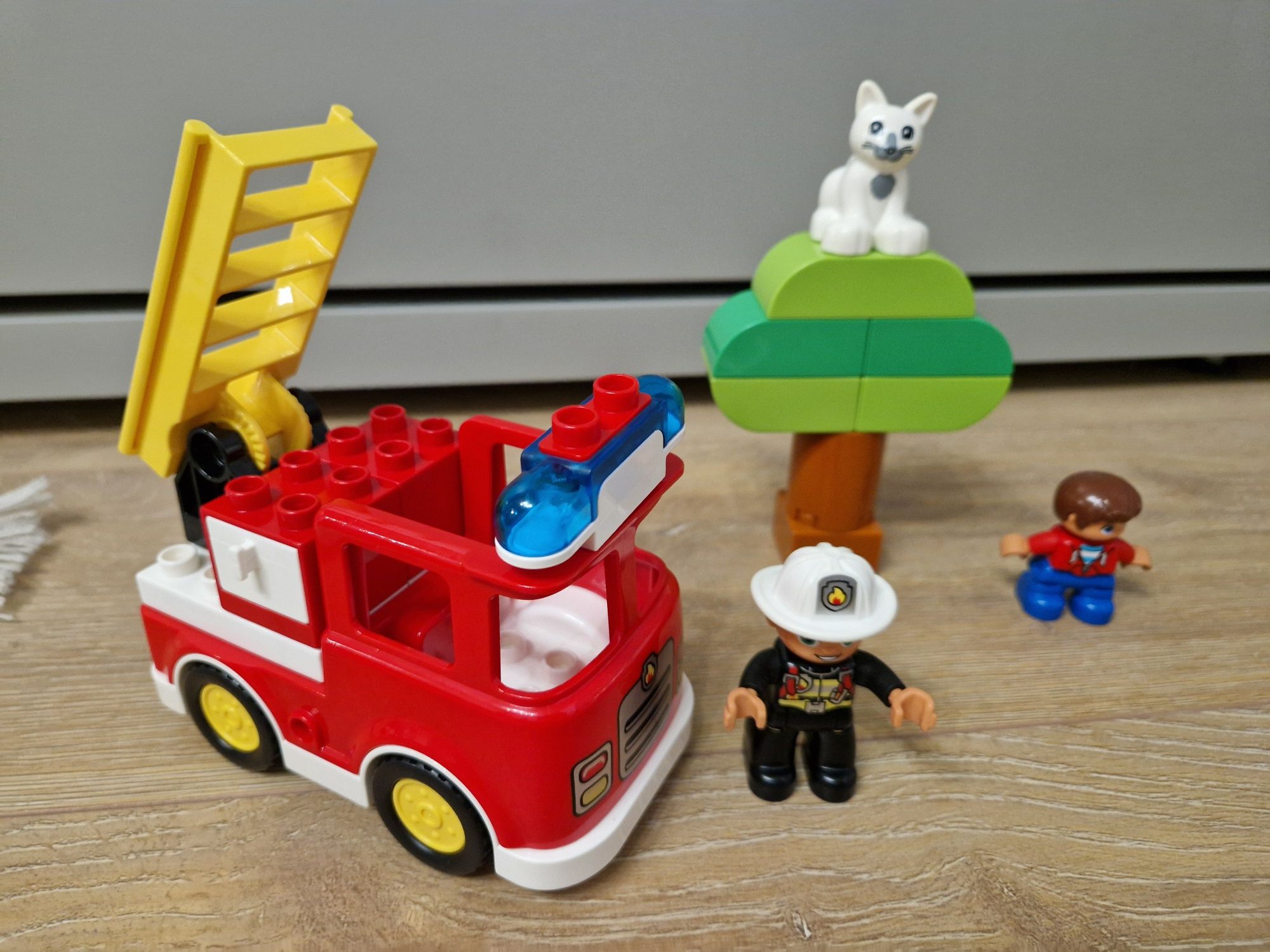Lego Duplo Statia de pompieri