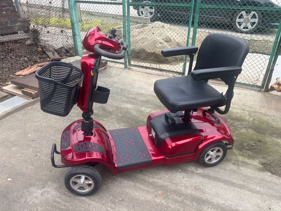 Електрическа инвалидна четириколка в гаранция