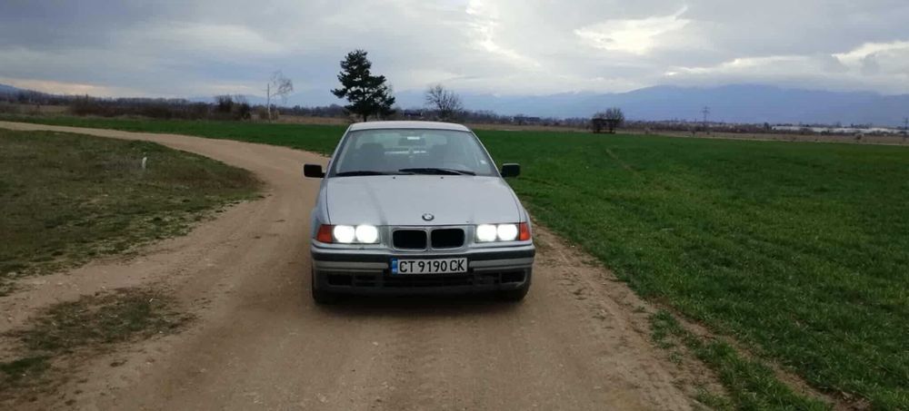 Продавам BMW 316i kompakt