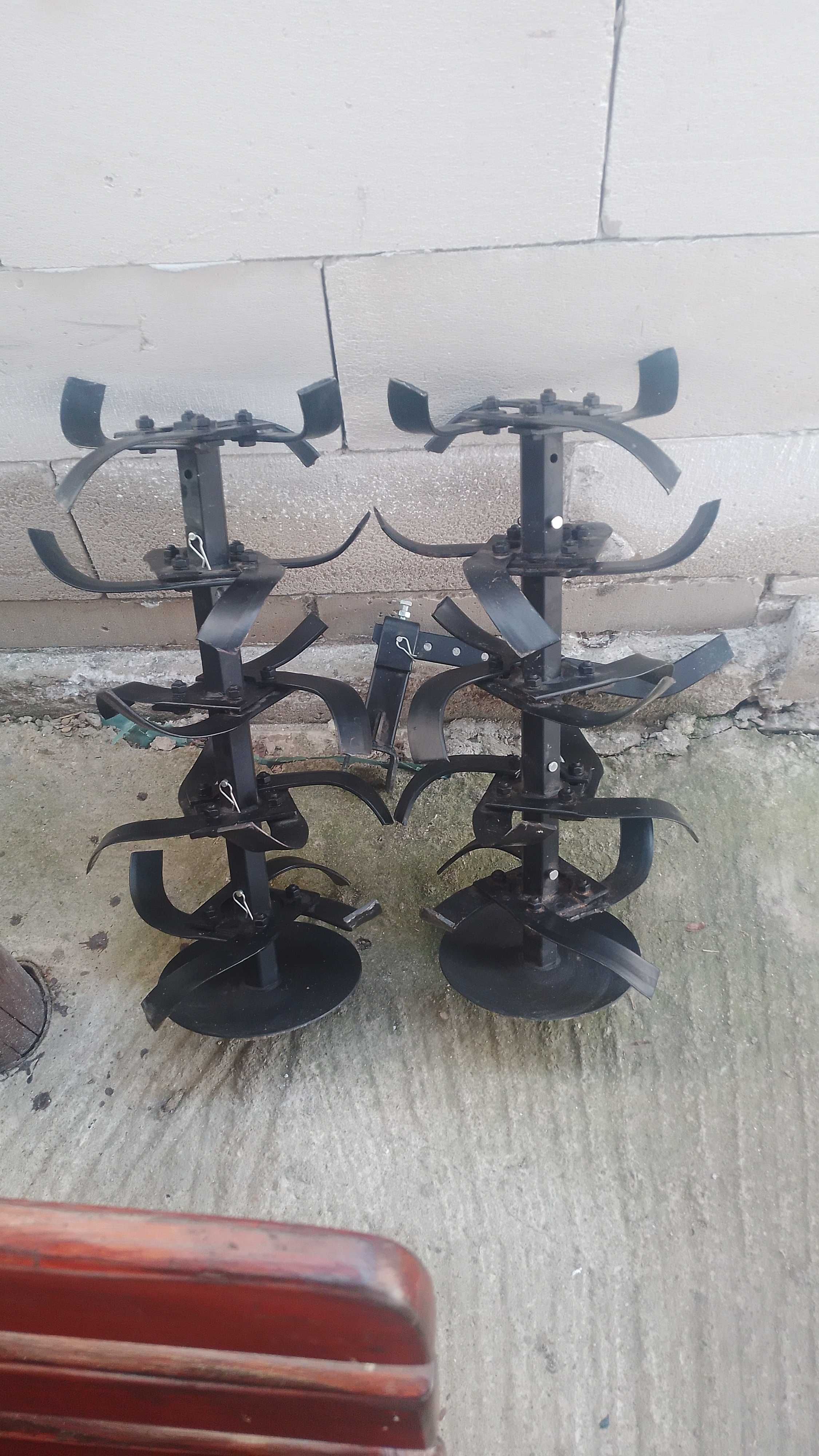 Vand sau schimb cu masina motocultor 15 cai