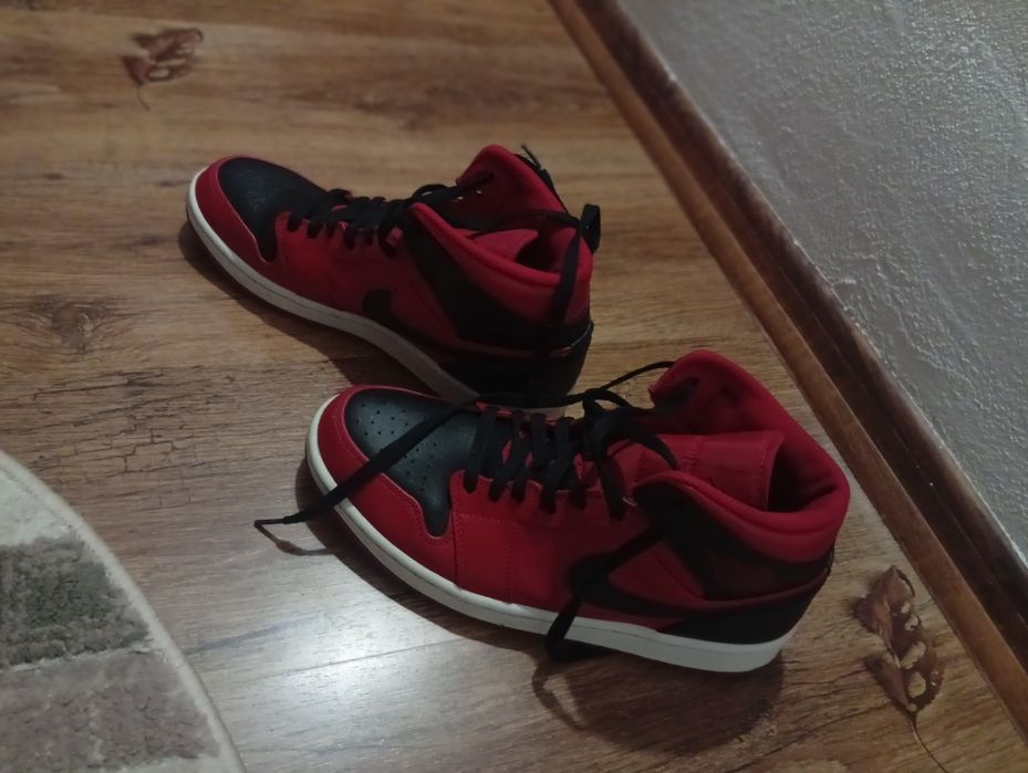 ADIDAȘI Nike Air Jordan 1 Mid originali