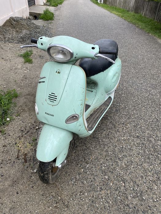 Piaggio vespa , scuter retro