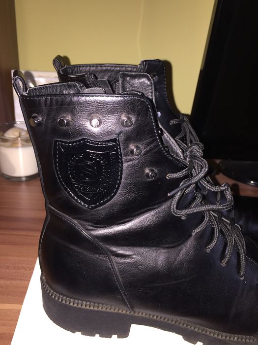 bocanci din piele cu tinte