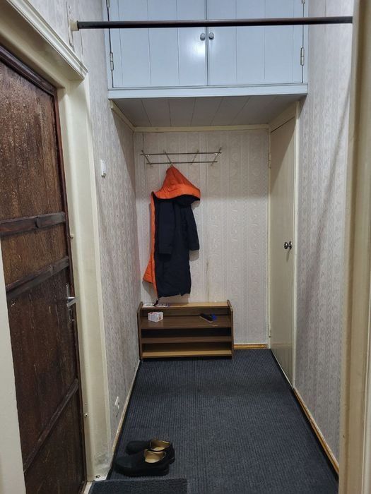 Продаётся 1*2 ком квартира ближе метро Туркестан