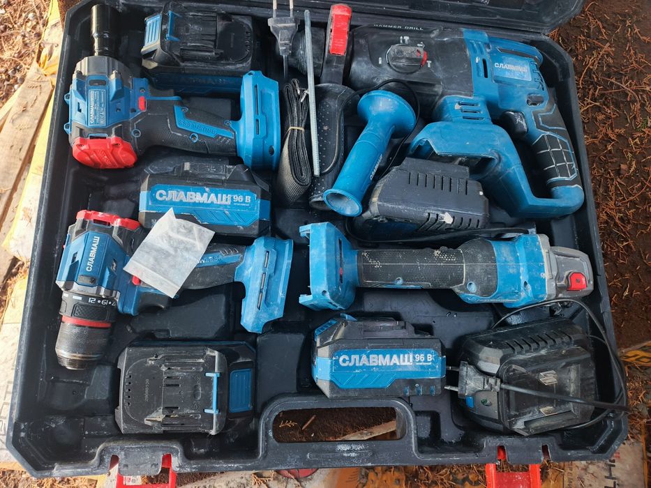Сотилади набор инструментов болгарка Перфоратор шуруповёрт гайковёрт