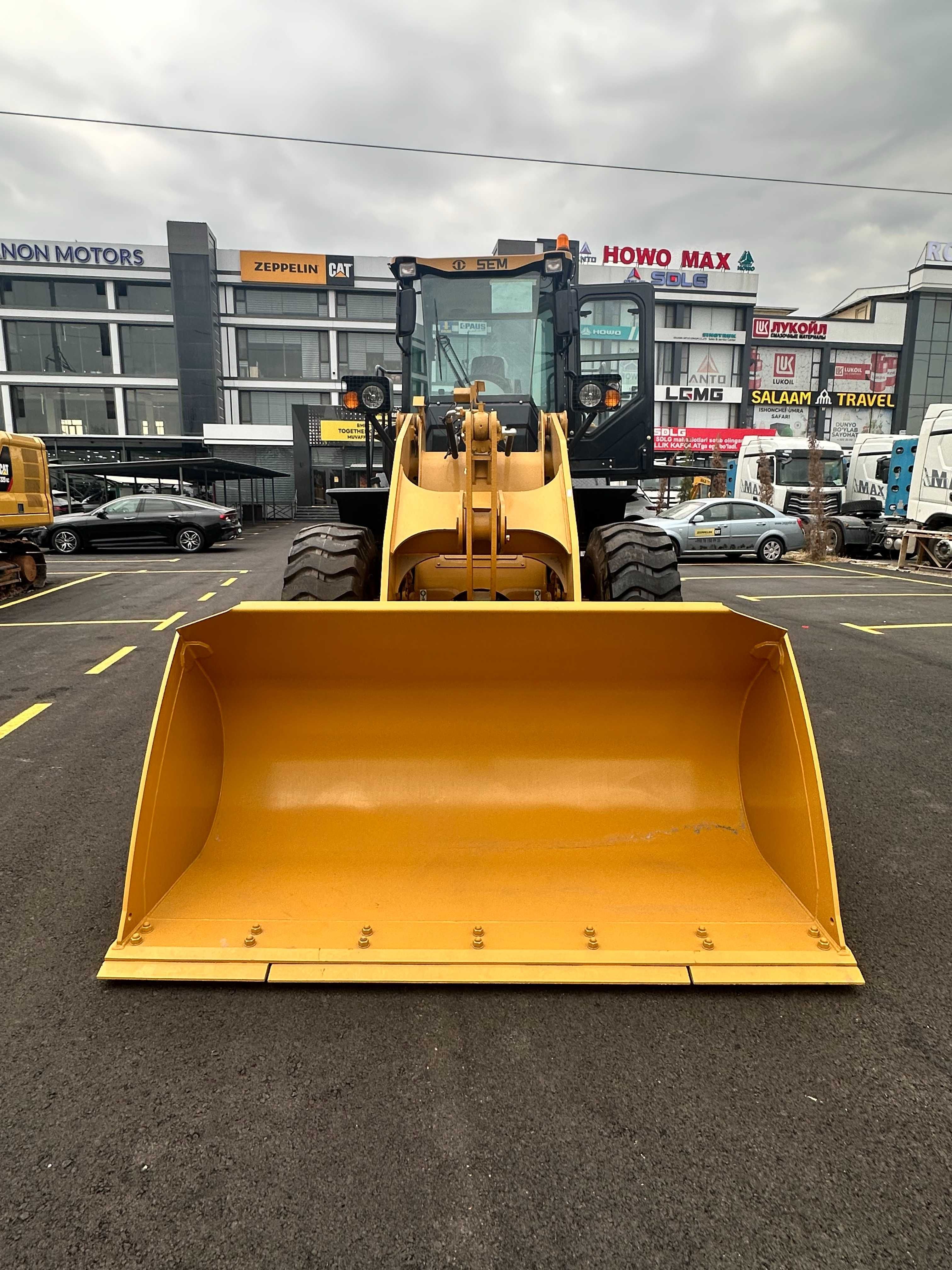 Frontal yuklagich SEM636D