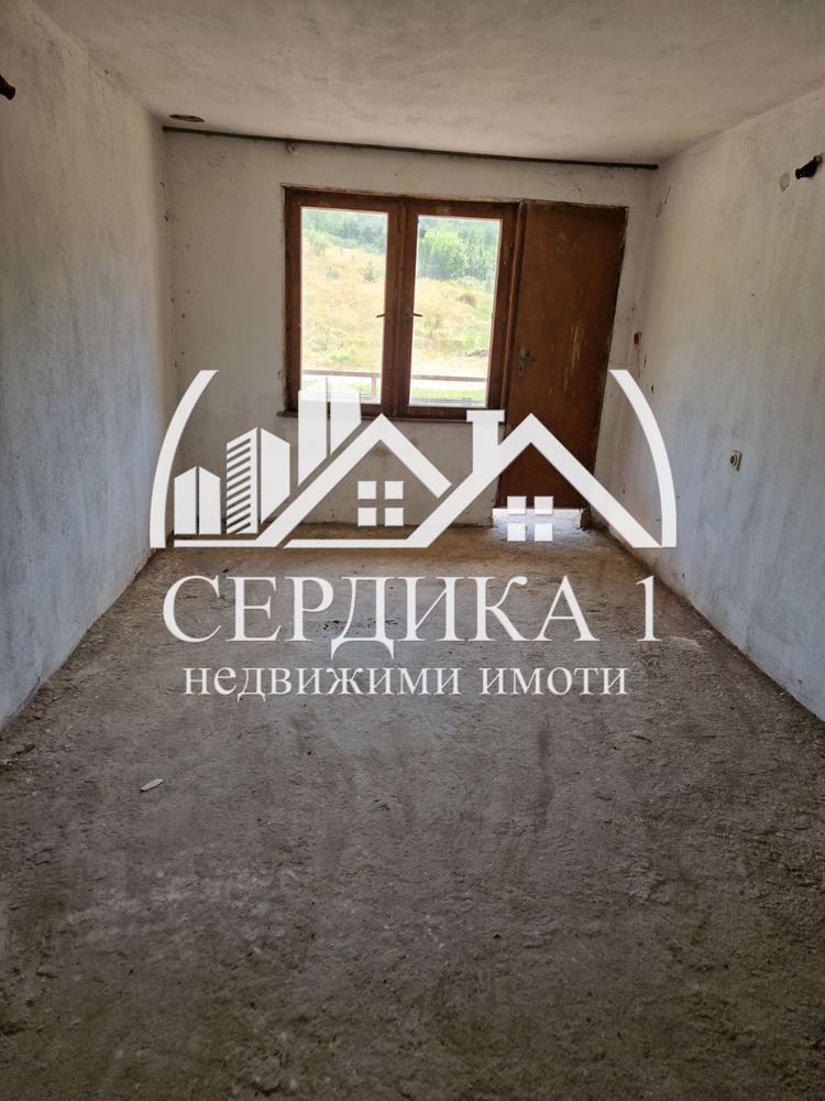 Продава се Къща в с. Жиленци, Област Кюстендил - 130 кв.м за 522 €/кв.м - Снимка #3
