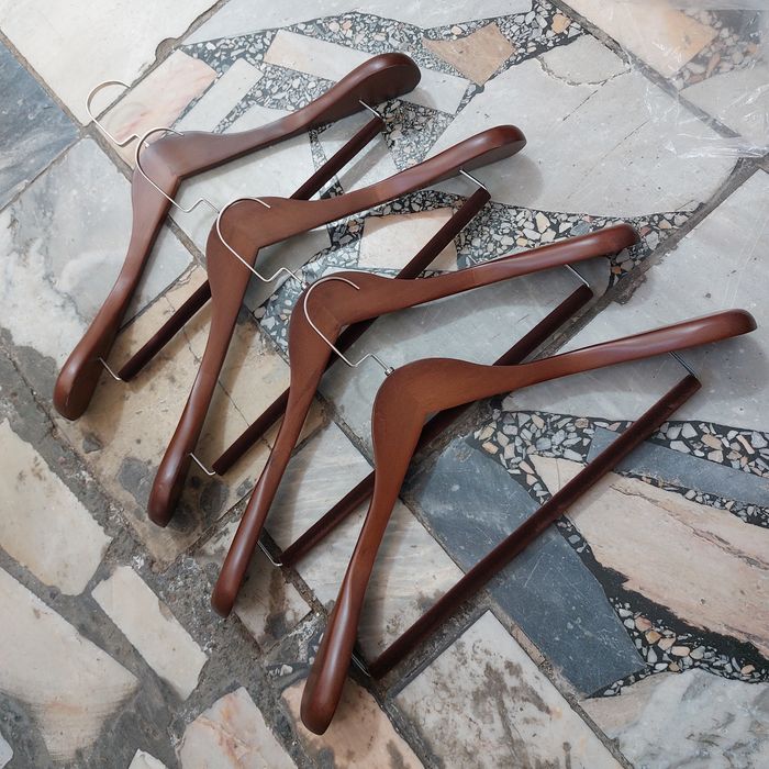 Вешалка плечики для одежды