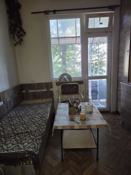 Продава се Тристаен апартамент в Пловдив, Кючук Париж - 80 кв.м за 1425 €/кв.м - Снимка #6