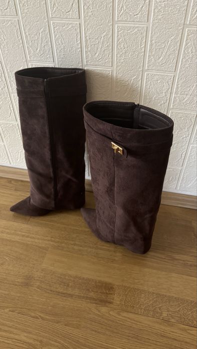 Cizme imitatie piele intoarsa