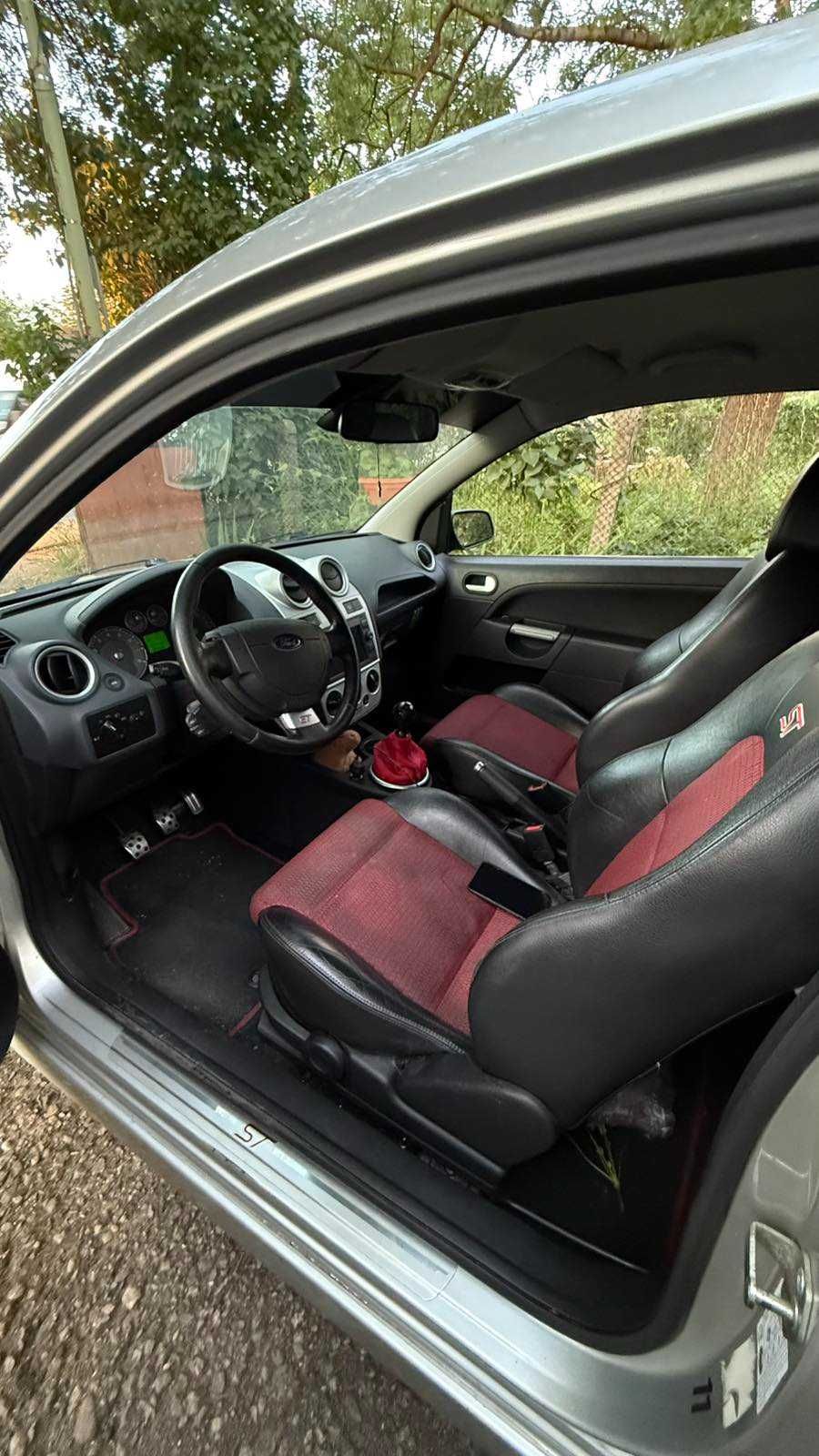 Ford fiesta ST150 2.0 на части