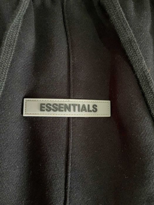 Pantaloni scurti Essentials FOG reflective albi/negrii