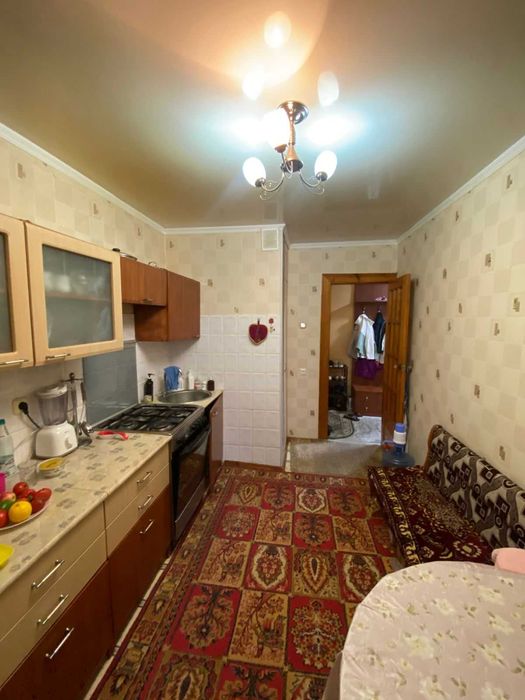 Продам 3х-ком квартиру в 7 микрорайоне