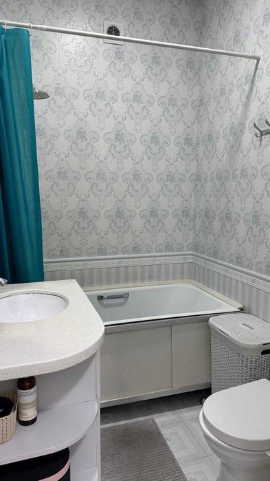 Продам 3-комнатную квартиру на Паркентском с подвалом и парковкой(В)